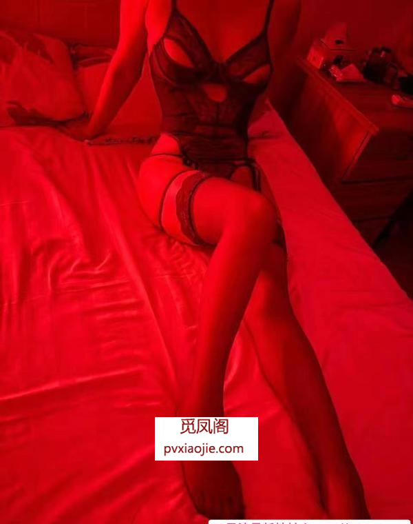 徐东丰乳肥臀骚妇