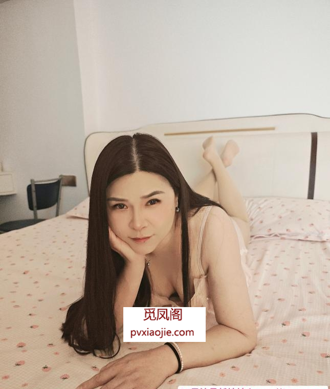 长腿骚姐姐乔伊