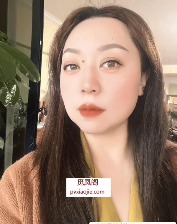 新迎气质少妇老师