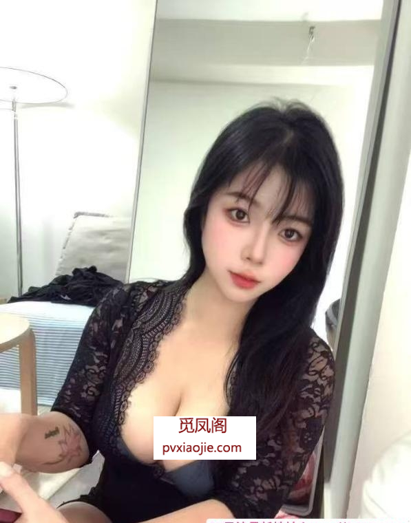 岗顶骚女泡泡糖